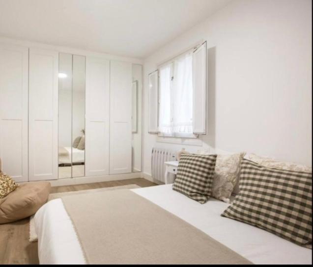 Large Terrace 3 Minutes From The Apartment Getxo
