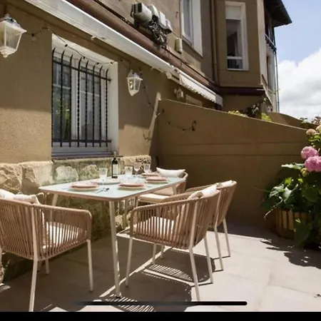 Large Terrace 3 Minutes From The Beach Getxo Exterior photo